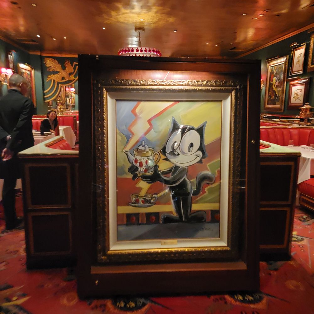 The Russian Tea Room - art in the lobby area - Tea Rooms Near Me - New York, New York