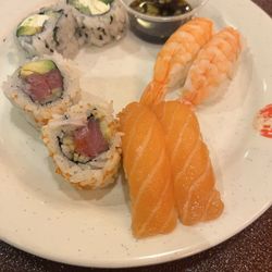 King Buffet - Nice selection of seafood