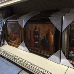 Big 99 Cent Store - Wall Designers