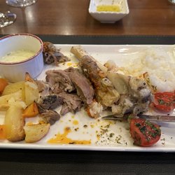 Pumpkin Göreme Restaurant & Art Gallery - Lamb shank