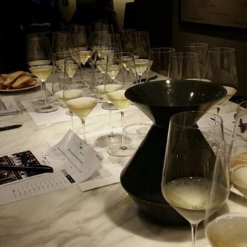The Fine Wine Experience - Wine tasting event - Wine Tasting Classes Near Me - Hong Kong, HK