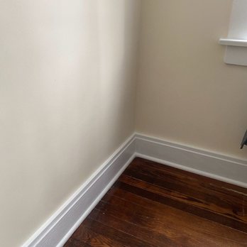 Modern Masters Painting - After: painted oak baseboard adds character and makes the oak floors stand out - Painters Near Me - Park Ridge, Illinois Modern Masters Painting - After: painted oak baseboard adds character and makes the oak floors stand out - Painters Near Me - Park Ridge, Illinois
