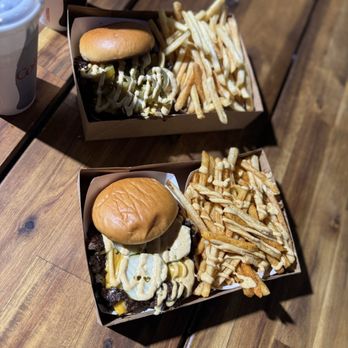 Burger 3000 - Burgers Near Me - Chatsworth, California Burger 3000 - Burgers Near Me - Chatsworth, California