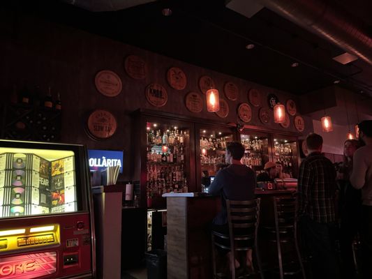 Slow Bar by null