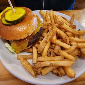 Boxcar - Lexington Burger w fries - New American Near Me - Atlanta, Georgia Boxcar - Lexington Burger w fries - New American Near Me - Atlanta, Georgia