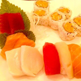 Ichiban - 3 pcs. sushi, 6 pcs. sashimi & 1 roll from maki combo lunch group - Japanese Near Me - Williamsburg, Virginia