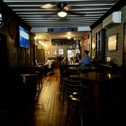 Barfly's - Dining room