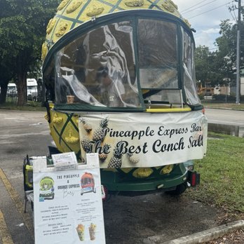 Pineapple Express Bar - The mobile pineapple - Salad Near Me - Miami, Florida Pineapple Express Bar - The mobile pineapple - Salad Near Me - Miami, Florida
