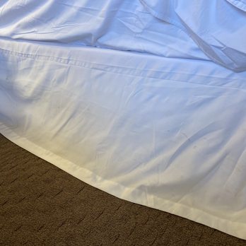Sheraton Parsippany Hotel - Bed skirt. - Hotels Near Me - Parsippany, New Jersey