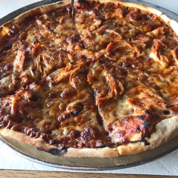 Memphis Pizza Cafe - Buffalo Bbq Chicken Pizza - Pizza Near Me - Memphis, Tennessee