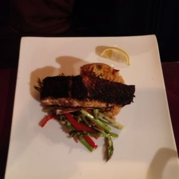 Bogart'z - GREAT FOOD! - Bars Near Me - Detroit, Michigan