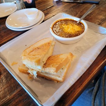 J Farley's - Parmesan crusted pepperjack grilled cheese and chili - Irish Pub Near Me - Claremore, Oklahoma