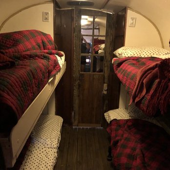 Country Woods Inn - Bed & Breakfast Near Me - Glen Rose, Texas