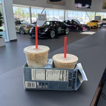 Los Coffeeholics - Iced Dulce De Leche Latte & Earl Grey Latte - With recycled milk cartons as to-go cup holders! - Coffee & Tea Near Me - Valencia, California