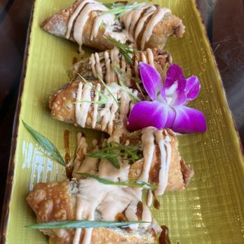 Jamaican Vibes Cuisine - JERK CHICKEN EGG ROLLS - Caribbean Near Me - Baton Rouge, Louisiana