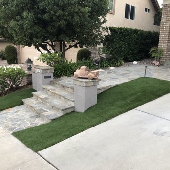 RC Artificial Grass - Front yard - Artificial Turf Near Me - Beverly Hills, California RC Artificial Grass - Front yard - Artificial Turf Near Me - Beverly Hills, California