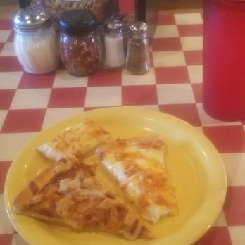 Pizza Inn - Pizza Near Me - Jesup, Georgia