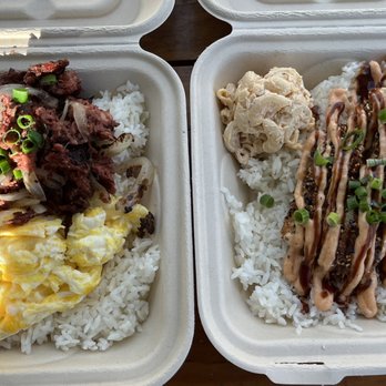 Da Bald Guy - Corned Beef w/ Caramelized Onions and Furikake Crusted fresh fish of the day - Food Trucks Near Me - Kahuku, Hawaii Da Bald Guy - Corned Beef w/ Caramelized Onions and Furikake Crusted fresh fish of the day - Food Trucks Near Me - Kahuku, Hawaii