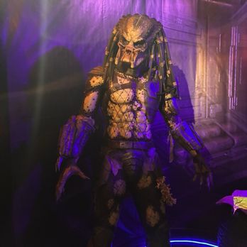 Hollywood Wax Museum - The Predator - Museums Near Me - Branson, Missouri