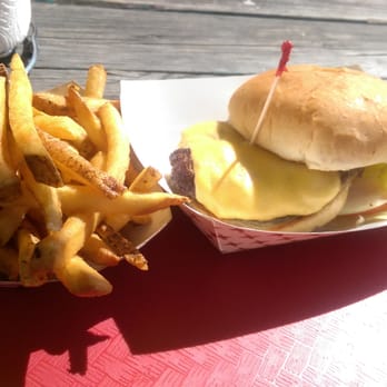 Skinny's Place - Skinny Cheeaeburger and Fries - Burgers Near Me - Holmes Beach, Florida Skinny's Place - Skinny Cheeaeburger and Fries - Burgers Near Me - Holmes Beach, Florida