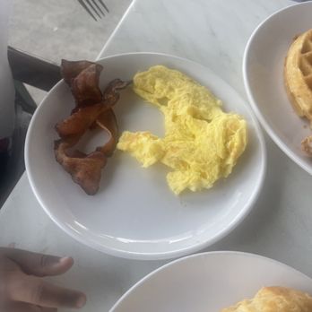 Another Broken Egg Cafe - Side of Bacon and Eggs - Breakfast & Brunch Near Me - Flowood, Mississippi