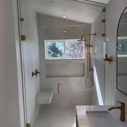 JB Glass and Mirror - Fully enclosed steam shower