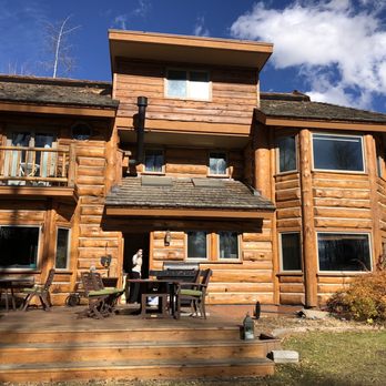 Bentwood Inn - The back of Bentwood inn - Bed & Breakfast Near Me - Wilson, Wyoming