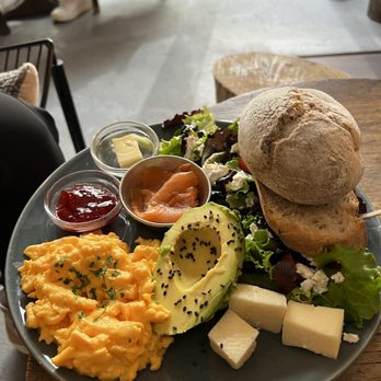 Do Norte by Hungry Biker - Cafes Near Me - Porto, 13 Do Norte by Hungry Biker - Cafes Near Me - Porto, 13