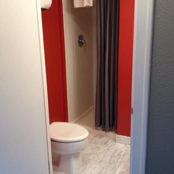 Hotel Max - Sink not pictured on right - Hotels Near Me - Seattle, Washington Hotel Max - Sink not pictured on right - Hotels Near Me - Seattle, Washington