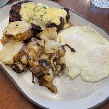 Brix - Angus flatiron steak & eggs - New American Near Me - Napa, California Brix - Angus flatiron steak & eggs - New American Near Me - Napa, California
