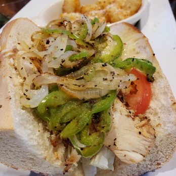Mellow Mushroom St Peters - 1/2 Chicken n Cheese Hoagie, no Mushroom - Pizza Near Me - Cottleville, Missouri