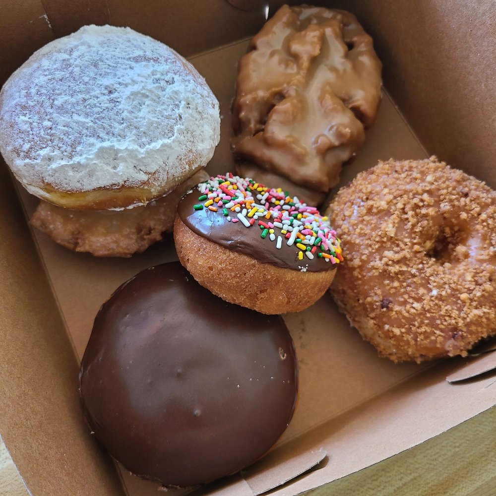 King Donuts - My picks! - Donuts Near Me - Temecula, California King Donuts - My picks! - Donuts Near Me - Temecula, California