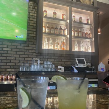 Boone County Distilling - Gin & tonic and Tomahawk - Distilleries Near Me - Independence, Kentucky