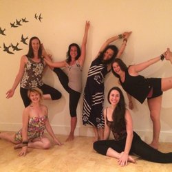 Viveka Yoga