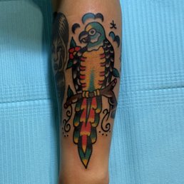 parrot tattoo by erik :-) parrot tattoo by erik :-)