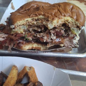 Hoodoo Brown BBQ - Barbeque Near Me - Ridgefield, Connecticut Hoodoo Brown BBQ - Barbeque Near Me - Ridgefield, Connecticut