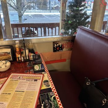 Crazy Ottos Empire Diner - Cute, the three stooges - Coffee & Tea Near Me - Herkimer, New York