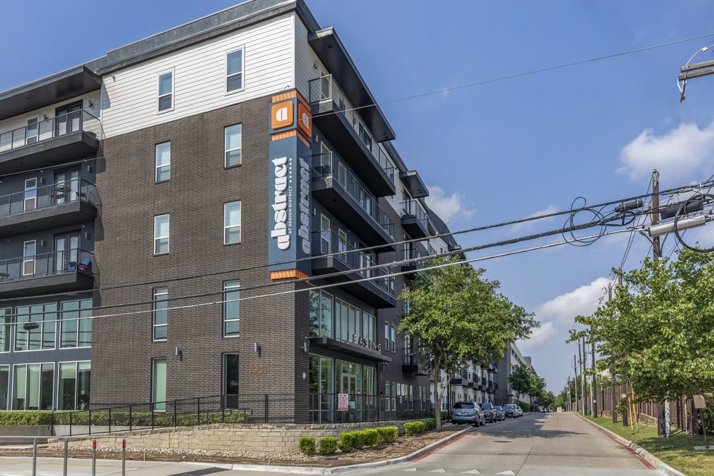 ABSTRACT AT DESIGN DISTRICT Updated April 2024 79 Photos 1931