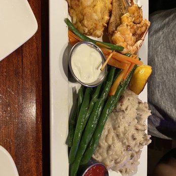 Jasper's - Broiled Seafood Platter no scallops - American Near Me - Upper Marlboro, Maryland Jasper's - Broiled Seafood Platter no scallops - American Near Me - Upper Marlboro, Maryland