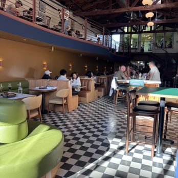 Maggie & Mac's - Interior - Bars Near Me - San Francisco, California Maggie & Mac's - Interior - Bars Near Me - San Francisco, California