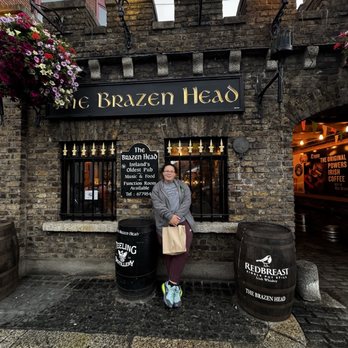 The Brazen Head - Oldest Pub in Dublin, great food, drinks, and services! - Pubs Near Me - Dublin, D