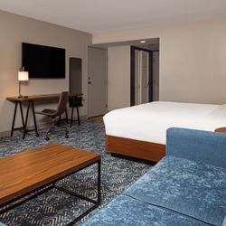 Four Points by Sheraton Bakersfield