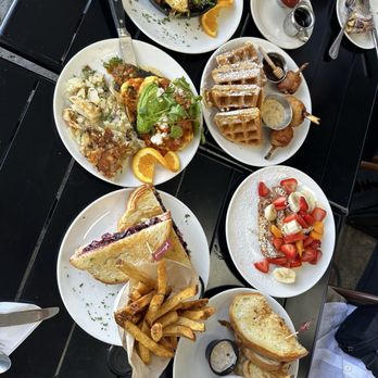 Plums Cafe - Breakfast & Brunch Near Me - Costa Mesa, California