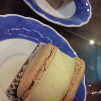Zono Sushi - Ice cream macaroons - Sushi Bars Near Me - Glendale, California Zono Sushi - Ice cream macaroons - Sushi Bars Near Me - Glendale, California
