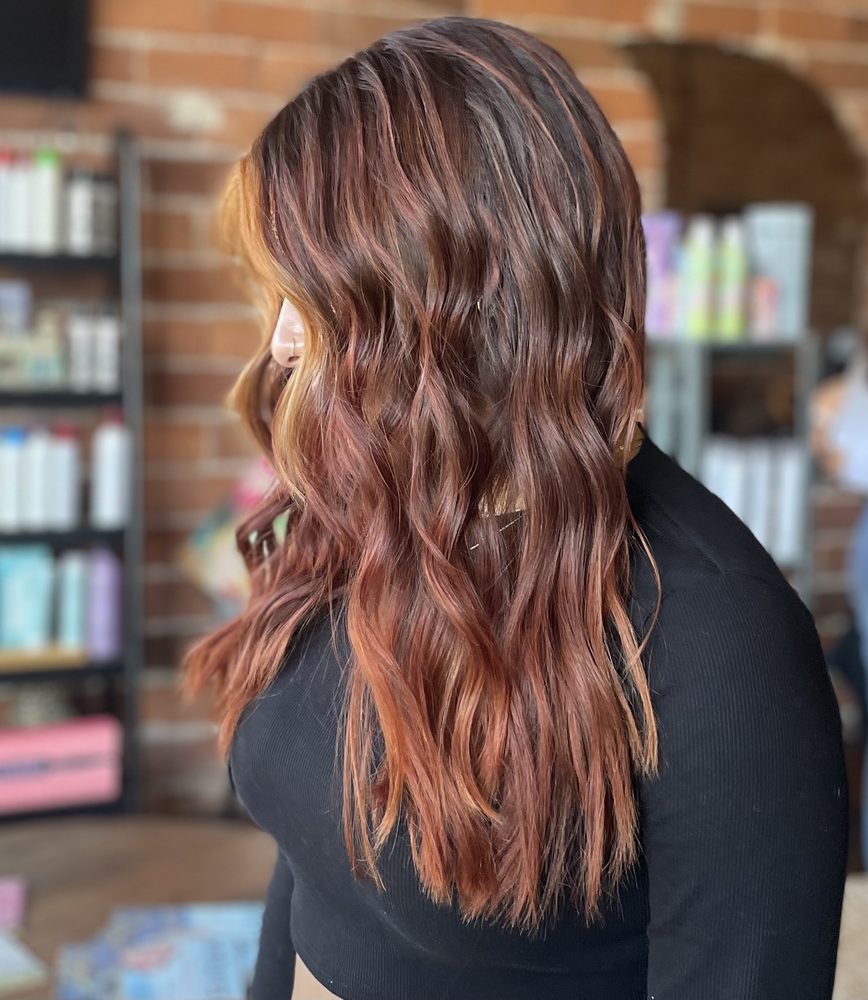 En Vogue Salon Image