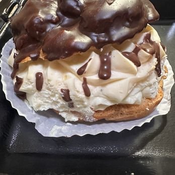 The Range Café - Massive cream puff - Mexican Near Me - Bernalillo, New Mexico