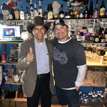 Ricky's Place - Cocktail Bars Near Me - Rosarito, BCN