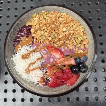 Kaldi’s Social House - Acai Bowl - Breakfast & Brunch Near Me - Arlington, Virginia