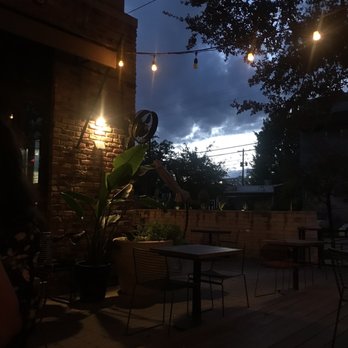 Il Brutto - Outside - Italian Near Me - Austin, Texas