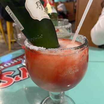 Fuzzy's Taco Shop - a drink in a glass - Tex-Mex Near Me - Yukon, Oklahoma